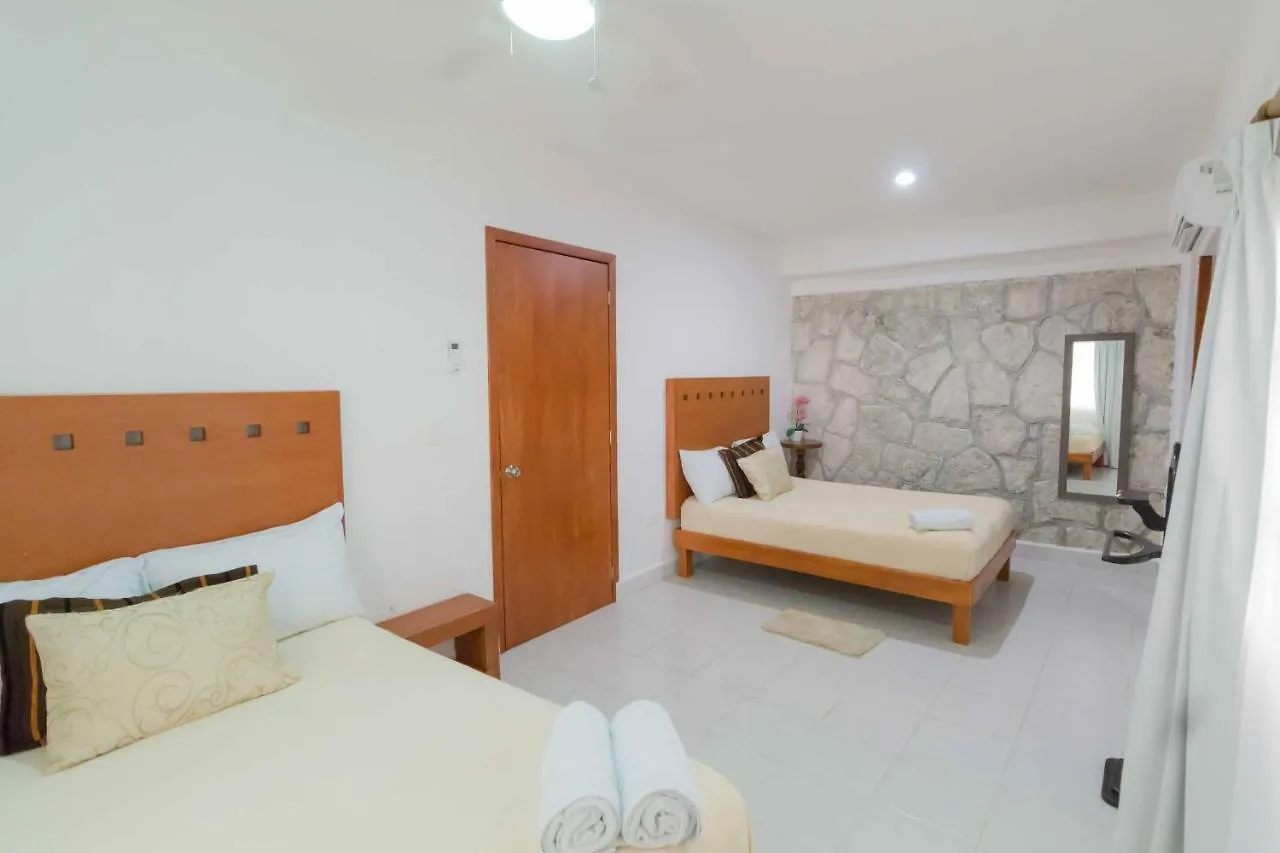 *** بيت ضيافة B&B Quinta Juventina المكسيك